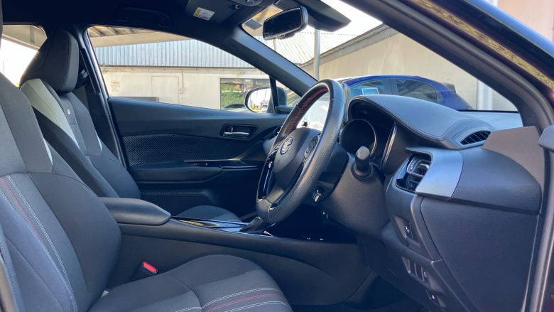 Toyota C-HR 1.8 Hybrid GR Sport 5dr CVT Hybrid Hatchback